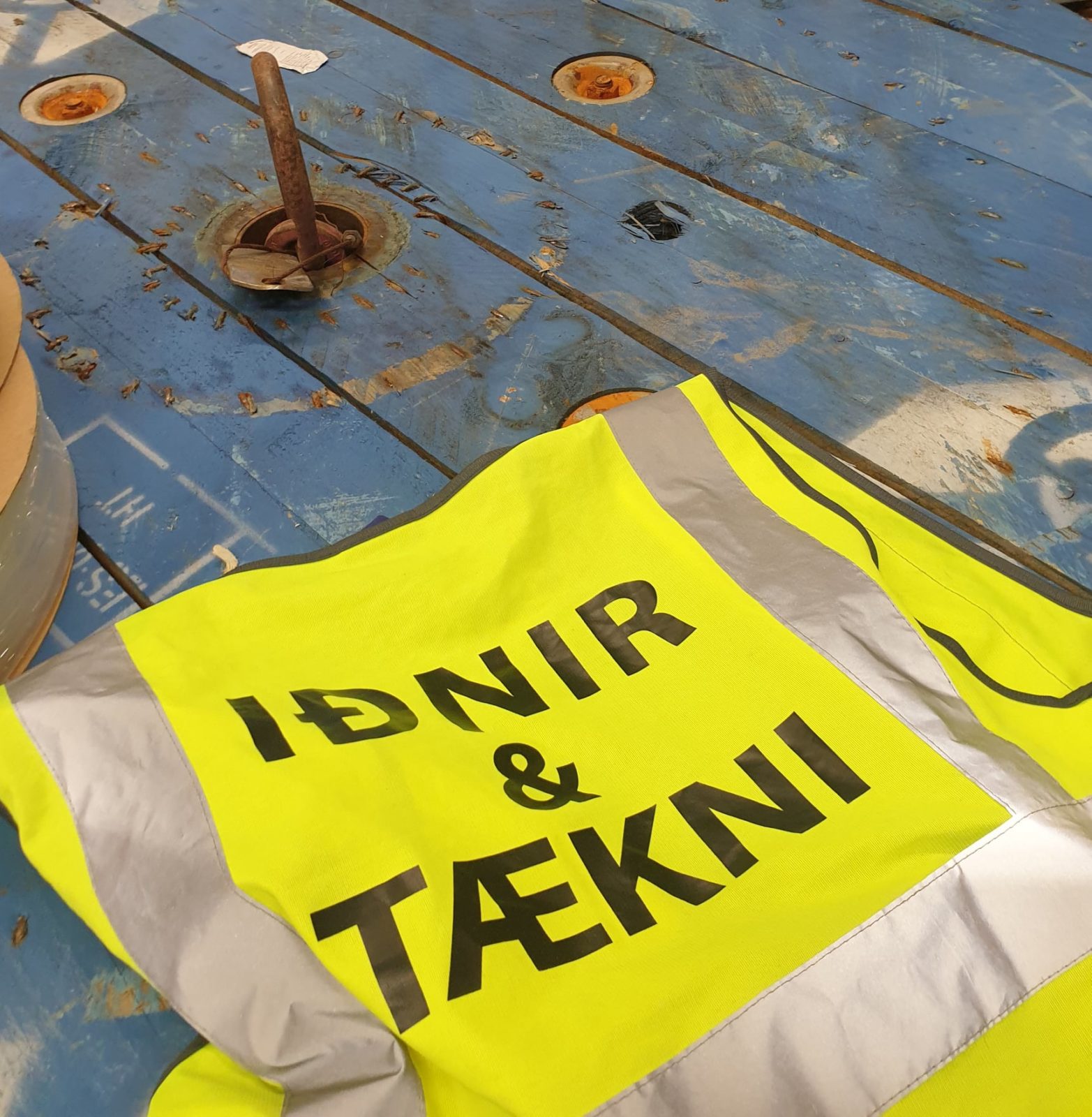 Valgreinin Iðnir og tækni veitir ungmennum tækifæri til að kynnast iðn og tæknigreinum.