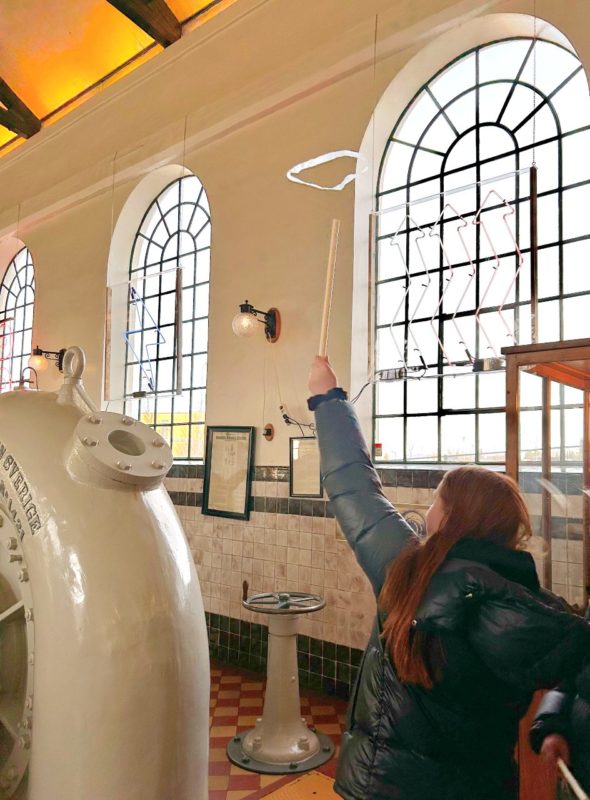 Tilraun í rafstöð