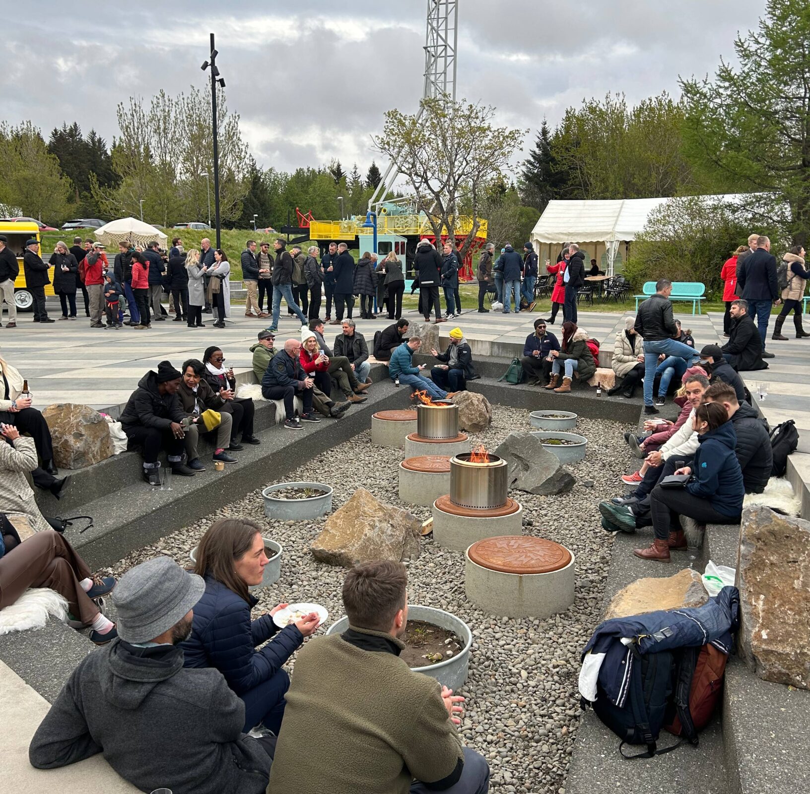 Svipmynd frá garðveislu ICG2024 í Elliðaárstöð